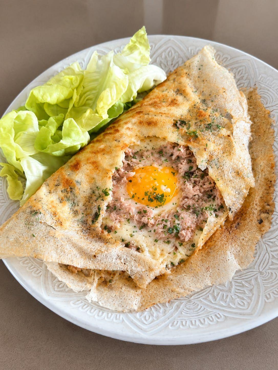 Brick tunisienne : thon, œuf et fromage