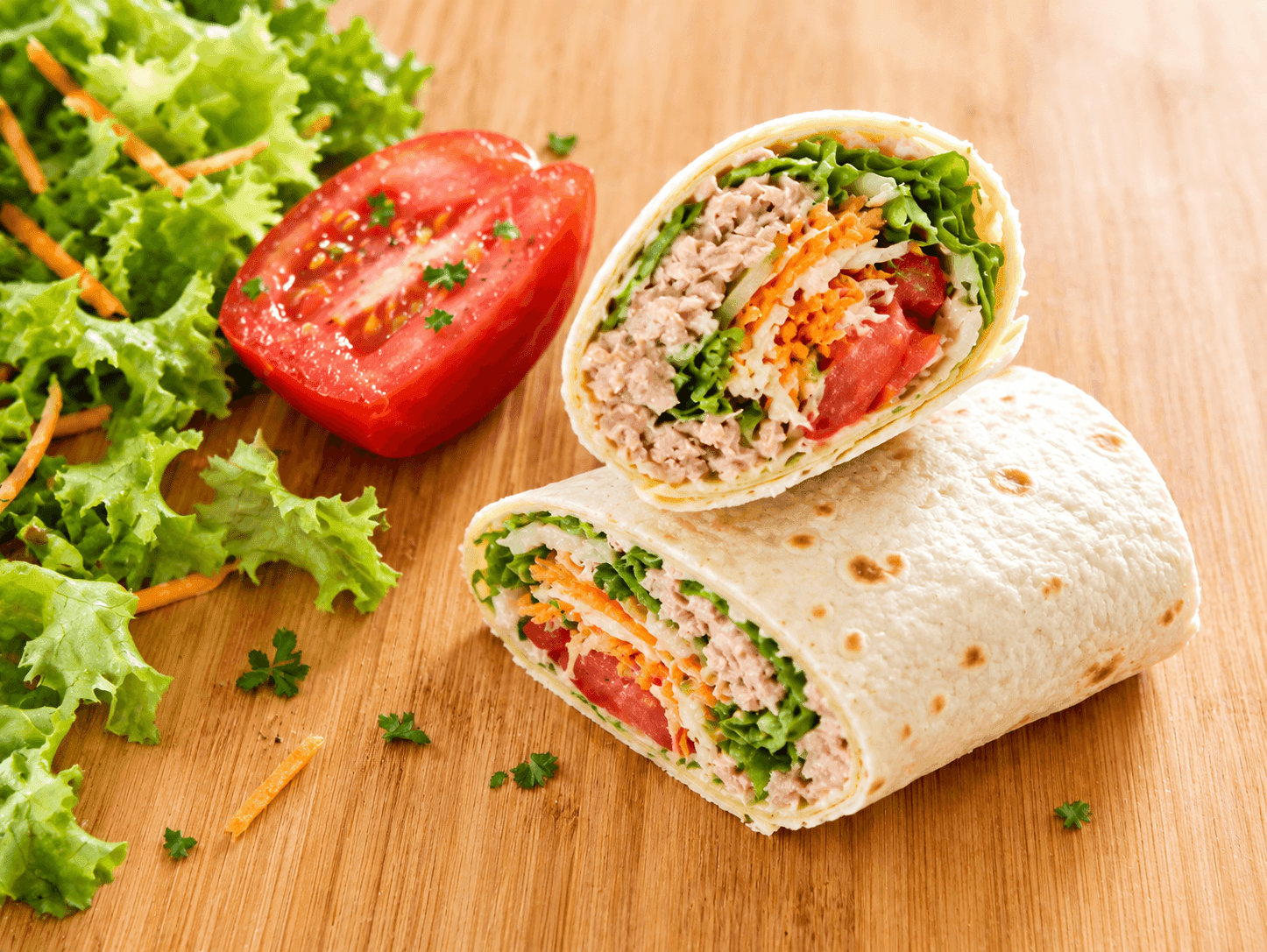 Wrap thon œuf crudités mayonnaise